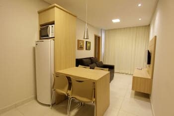 Everest Flat Service