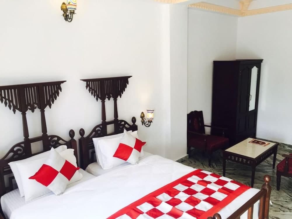 Bonjour Paradise Resort