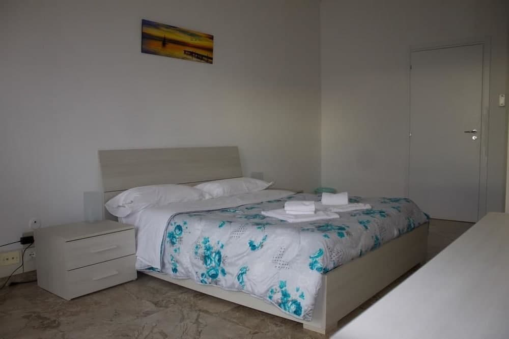 MyRoom CenterStation