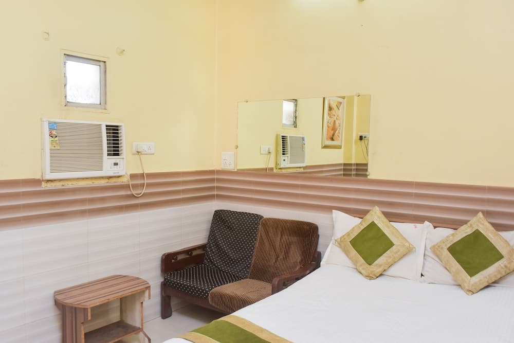 Hotel Nirmal Lodging