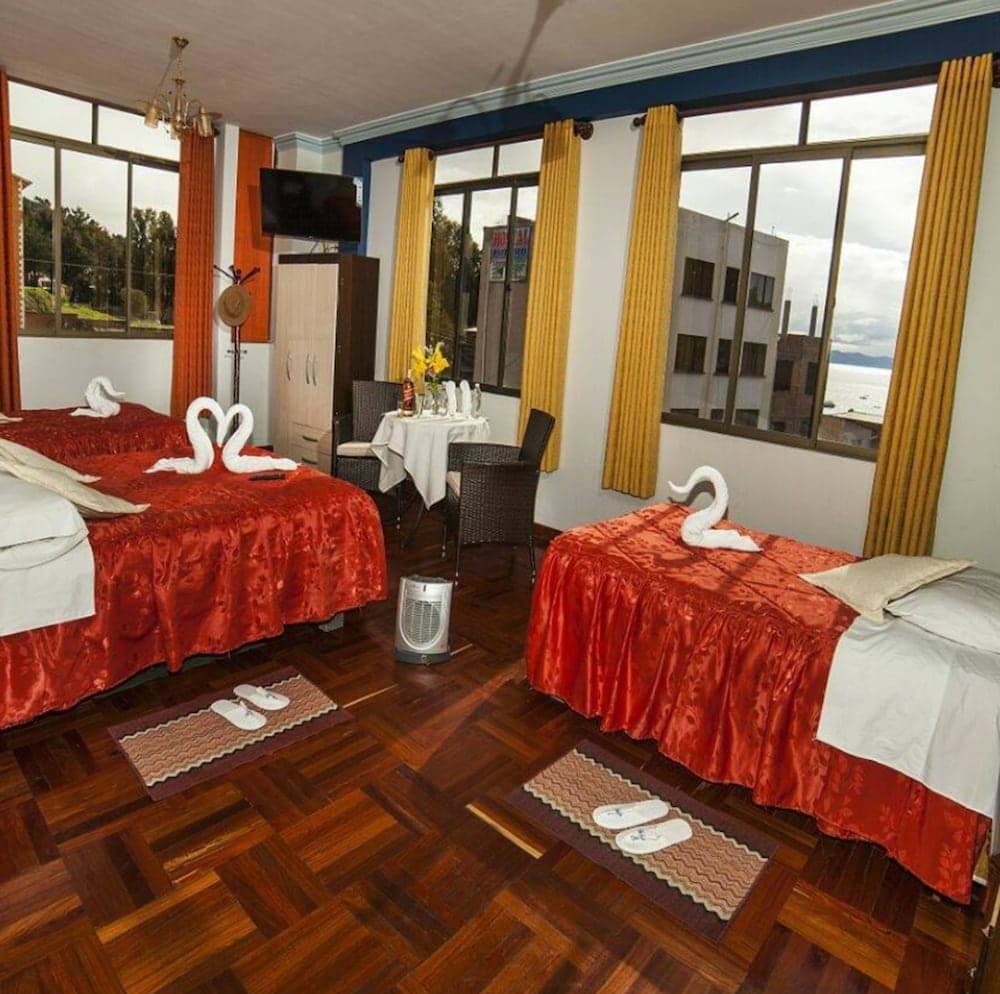 Hotel Paraiso del Lago