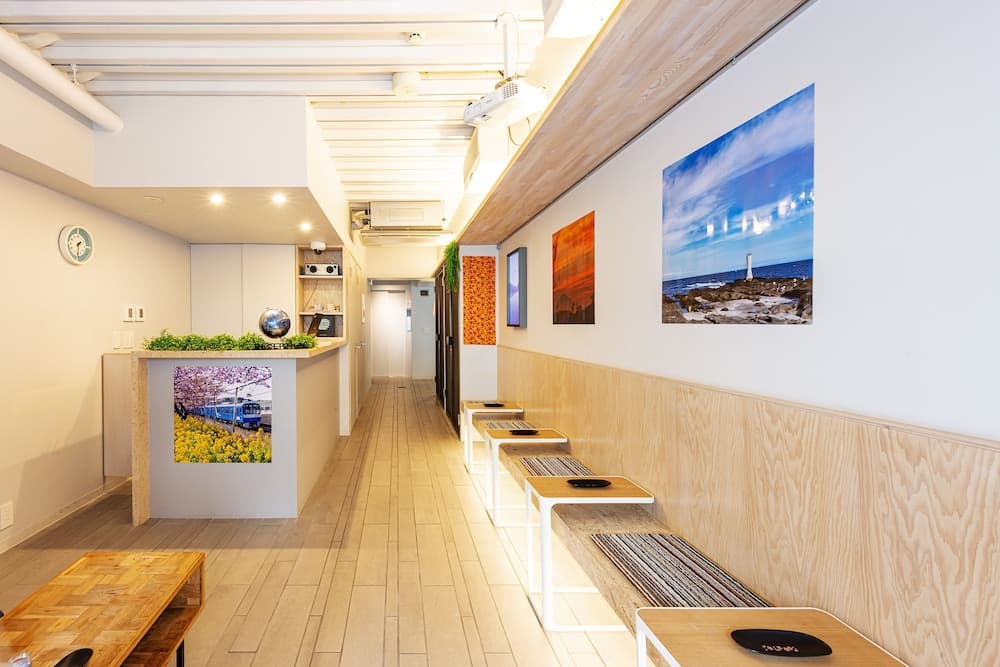 Plat Hostel Keikyu Asakusa Station