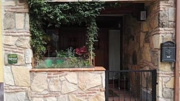 Hospedería Tía María