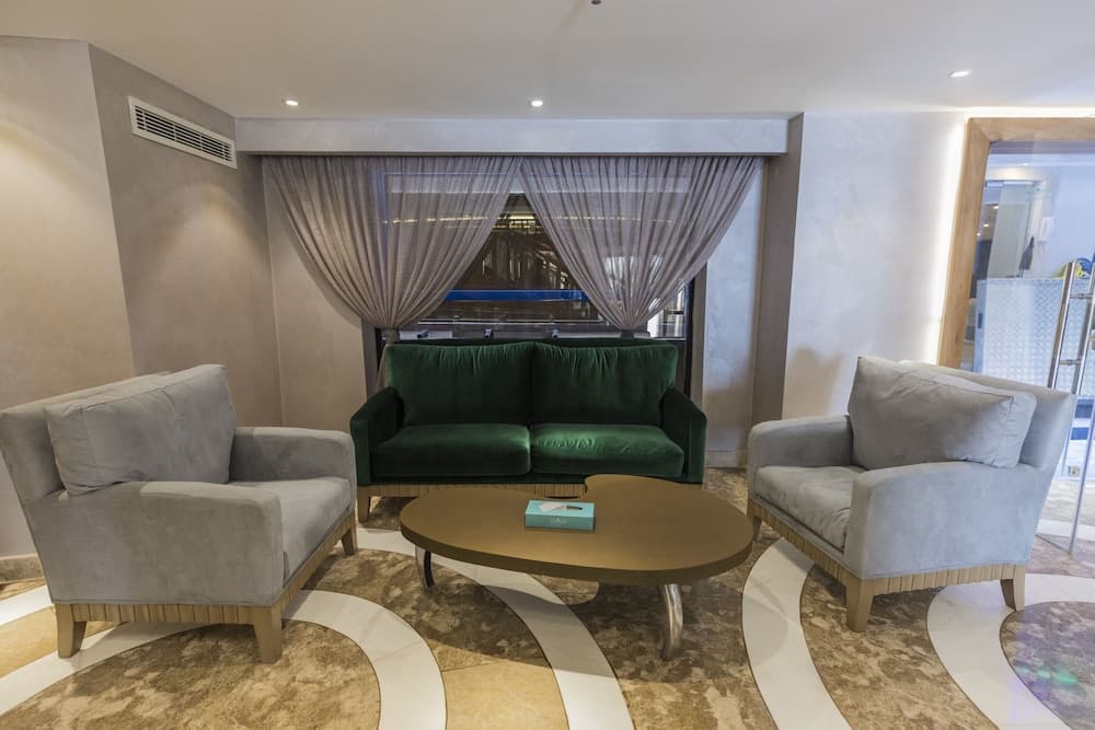 MS Semiramis II Nile Cruise, from Luxor or Aswan