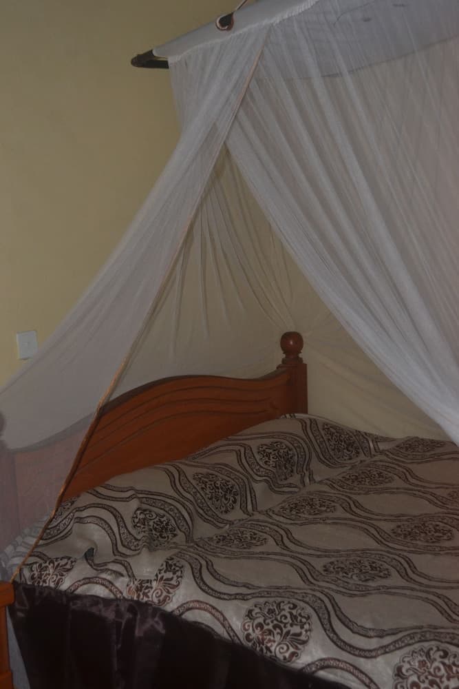 Location Plaza Restaurant