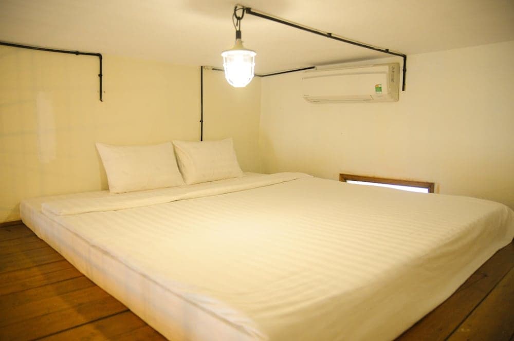 Vintage Decor Apartment Hanoi Old Town