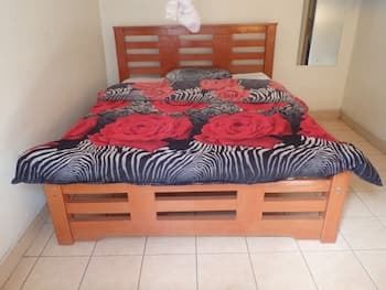 Erishina Guest House