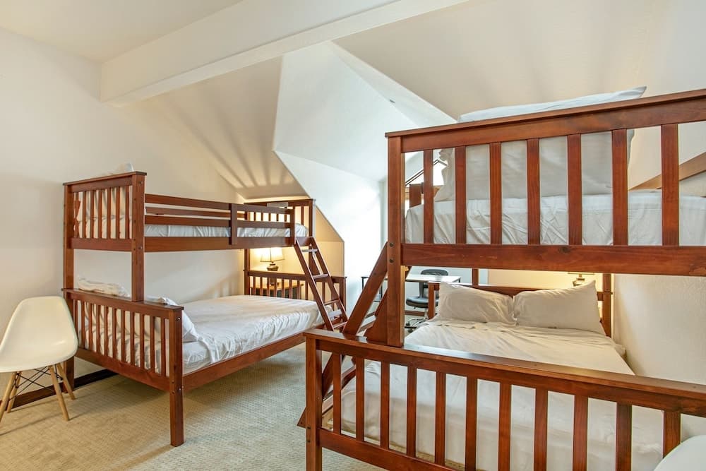 304 Spruce Tree Lodge 3 Bedroom Condo by Redawning