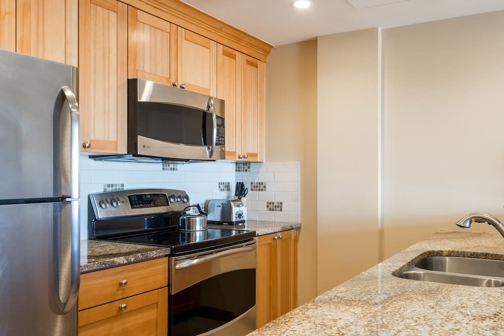 Comfortably Furnished Condo w Canyons Village View by RedAwning - Save 20% on 7+ Nights!