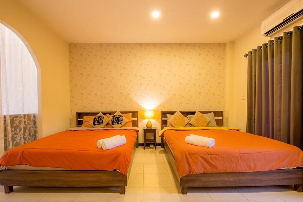 Baan Big Family HuaHin Pool Villa