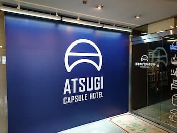 ATSUGI CAPSULEHOTEL – Caters to Men