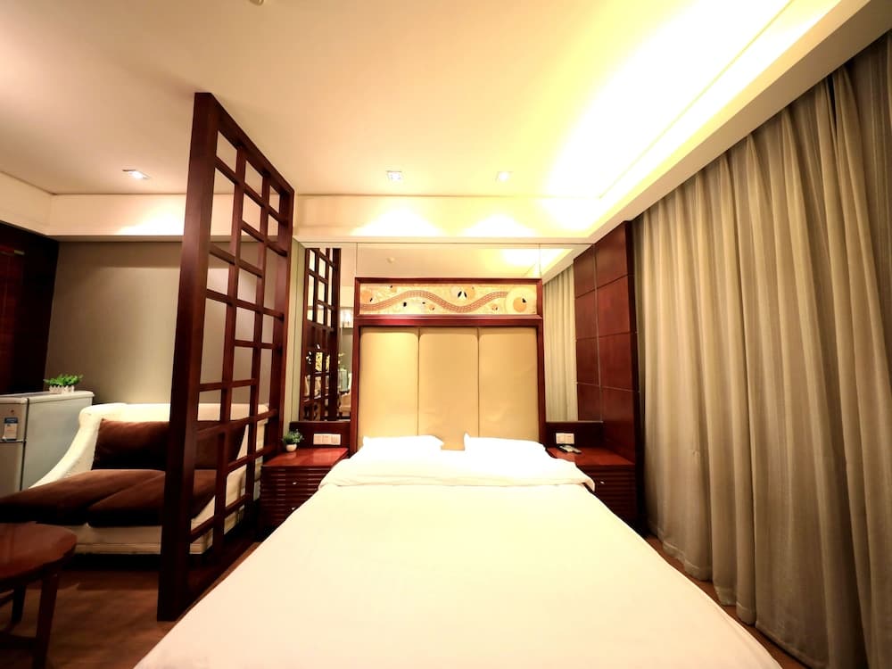 Nanchang Honggutan Taili Apartment