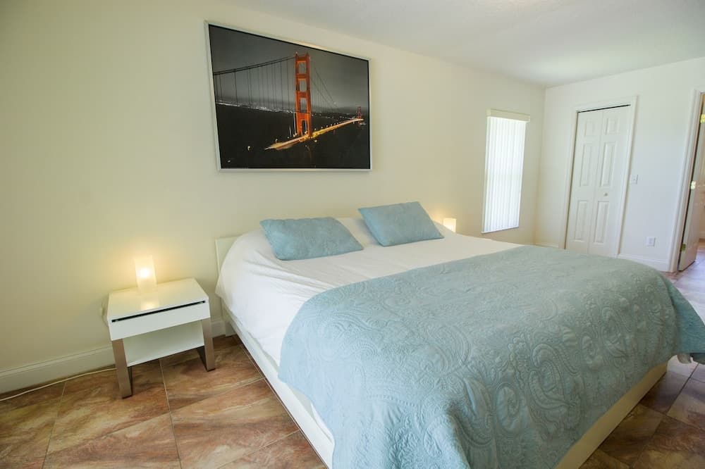 North Timucuan Trail 1208 3 Bedroom Villa by RedAwning