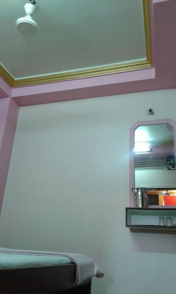 Hotel Popular Palace