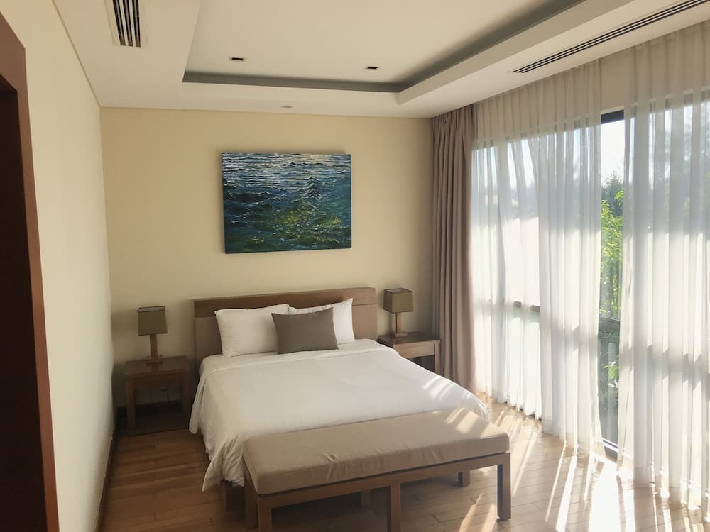 Ocean Resort 3 Bedrooms Danang Living