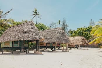 Mikadi Beach Camp