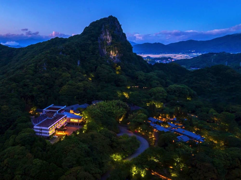 Mifuneyama Rakuen Hotel