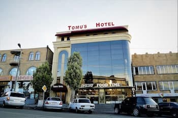 Tomu's Hotel