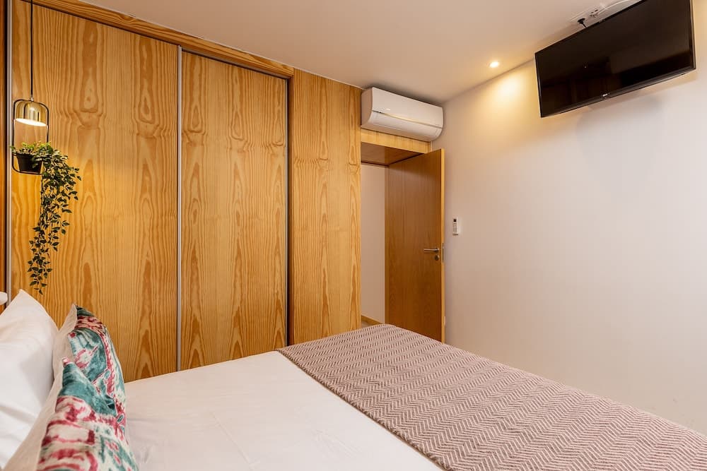 YOUROPO - Ribeira Gaia