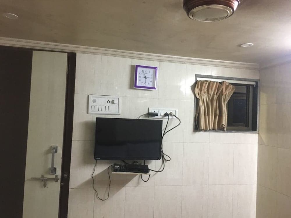 Hotel King Star near VT Station