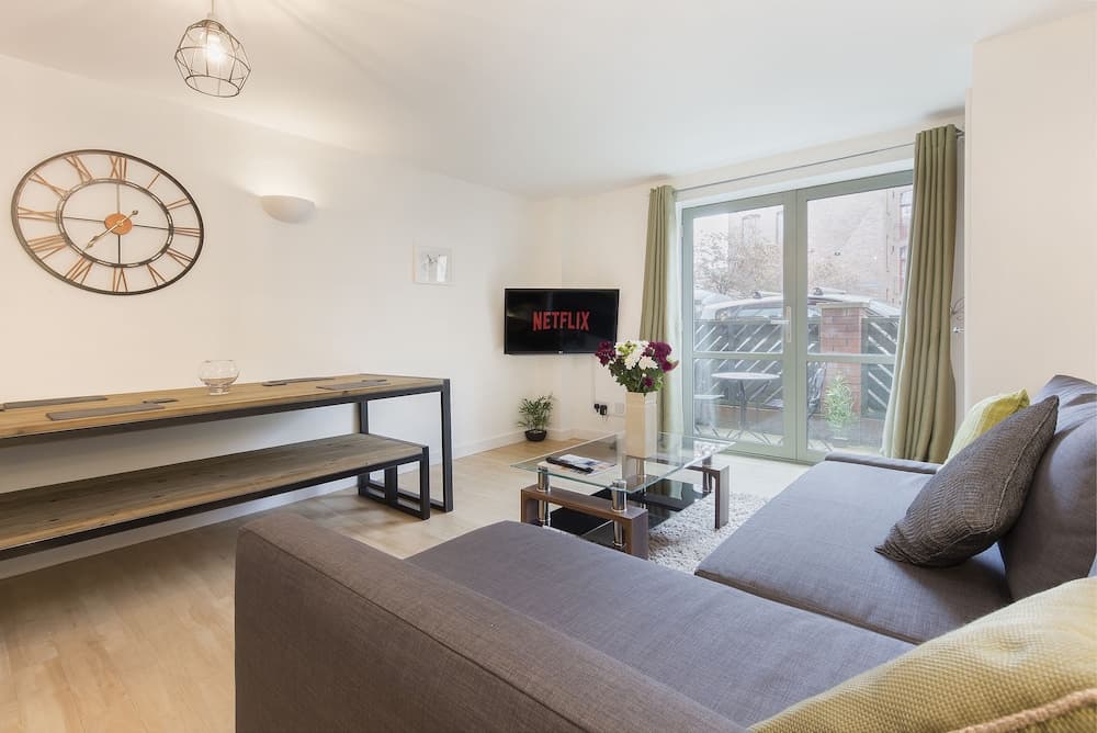 Raleigh Square Apartments