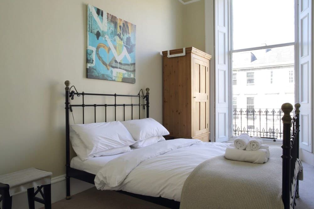 Grand New Town 2 Bedroom in Central Edinburgh