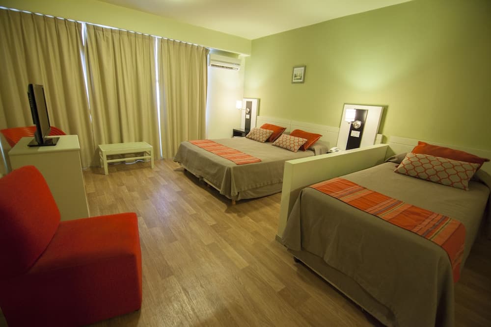 Continental Posadas Hotel