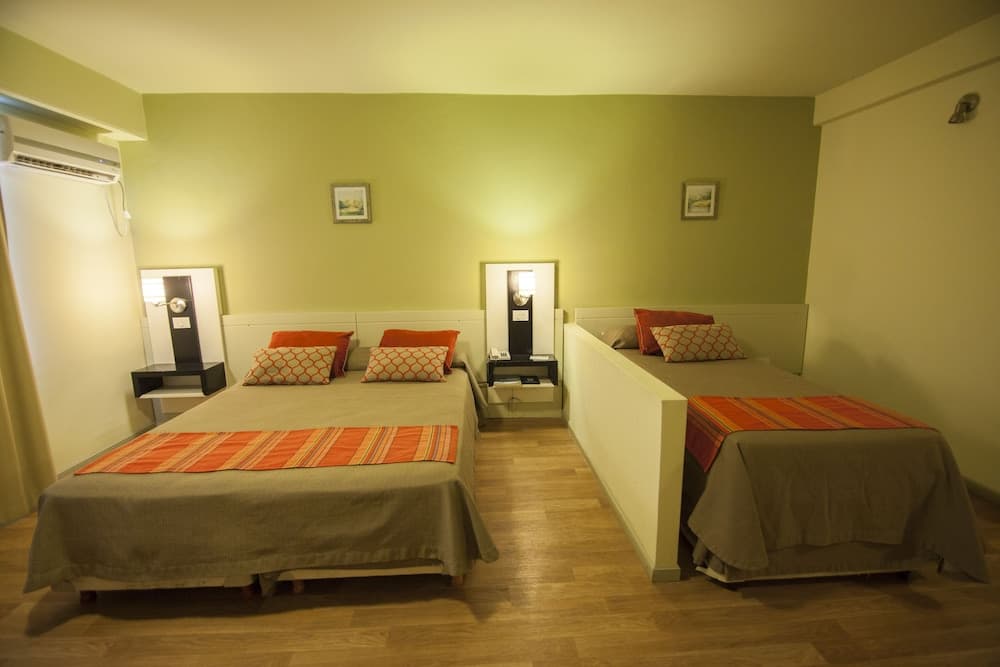 Continental Posadas Hotel