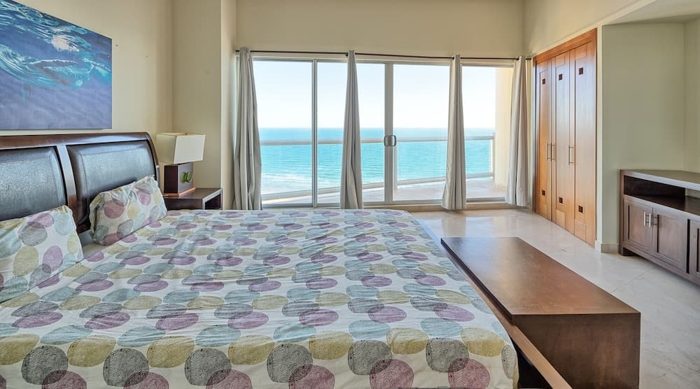 Luna Blanca 1203 by Kivoya