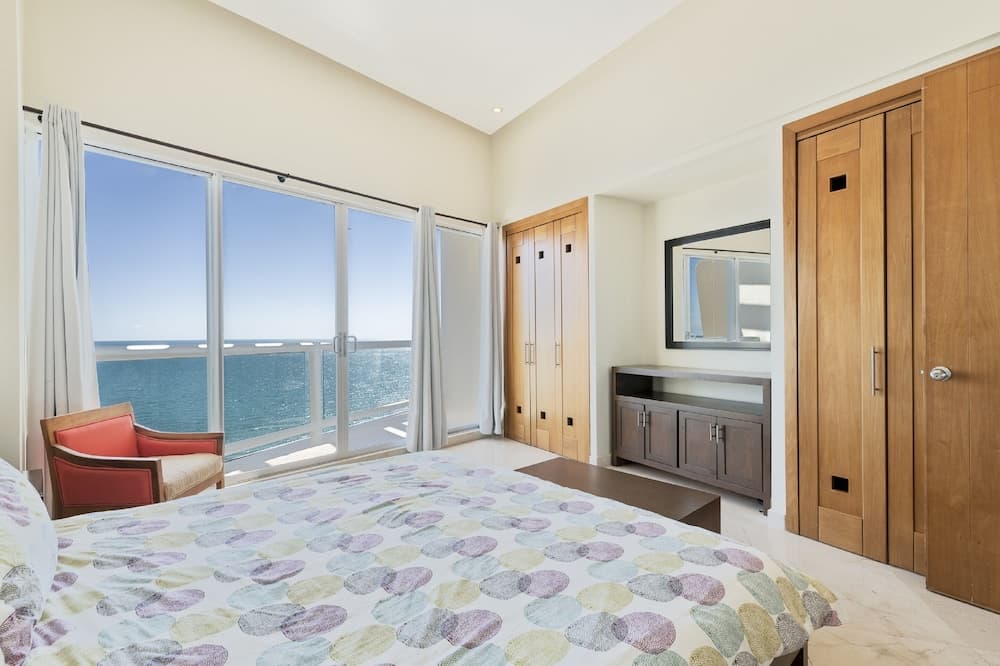 Luna Blanca 1203 by Kivoya