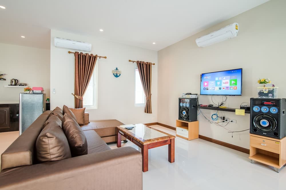 Green View Pool Cha-am15