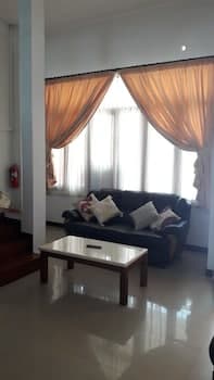 Vanilla Hostel & Bar