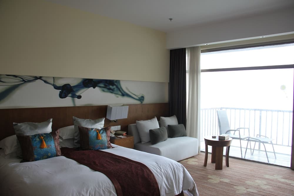 Pingtian Peninsula Hotel