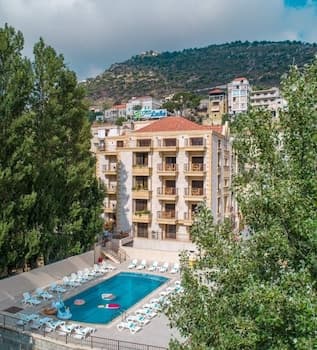 Green Lake Hotel - Jezzine