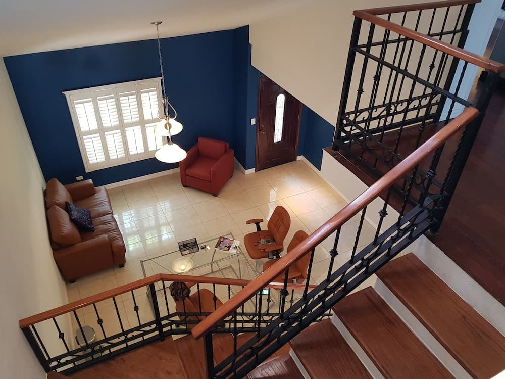 Residencia a 100 mts del consulado