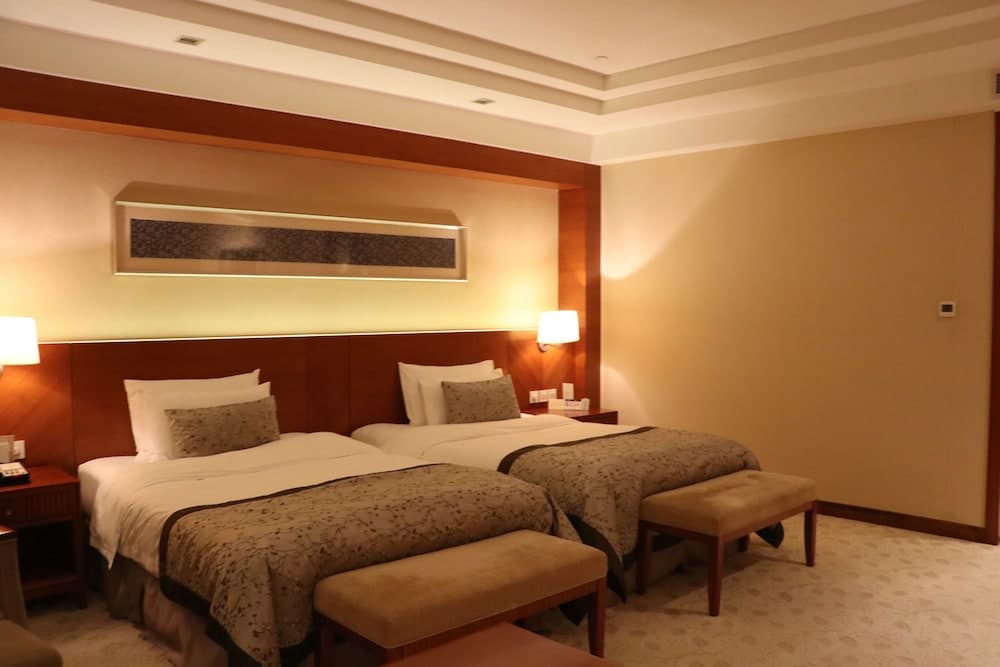 Grand New Century Hotel Ninghai Jinhai