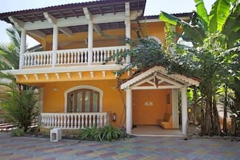 GuestHouser 3 BHK Villa 5c00