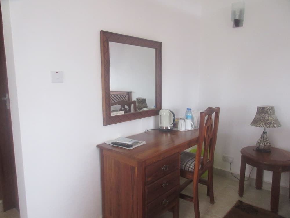 Sundown Carnival Lodge