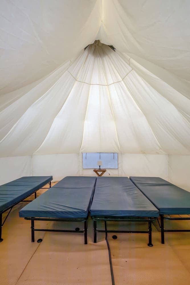 Herston Caravan & Campsite