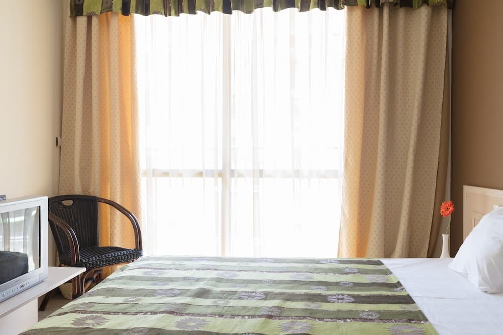 One Bedroom Apartment with Balcony