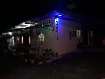 Hostal Brisas Calobreñas