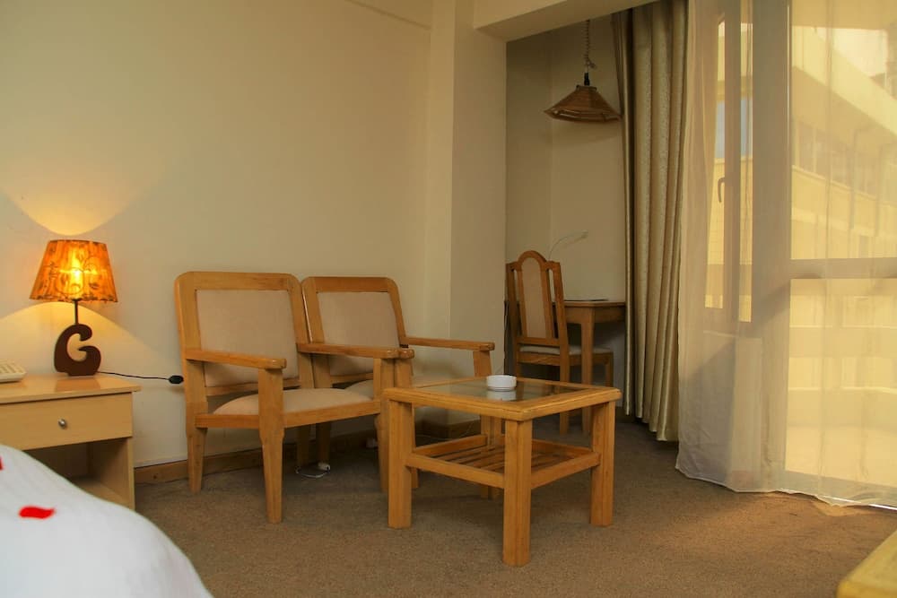 Axum Hotel Addis