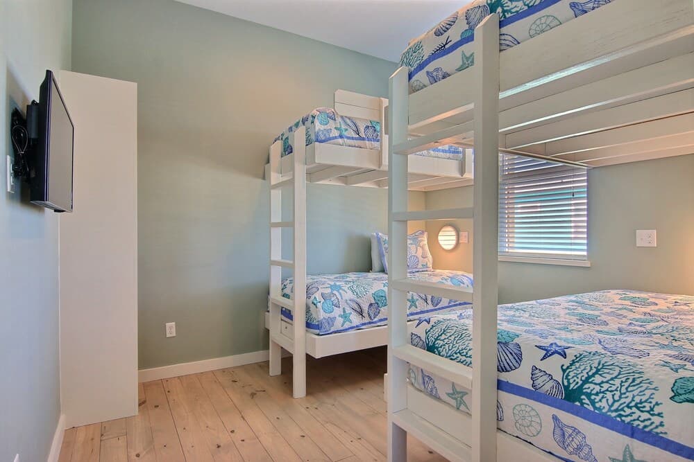 Any Fin Goes Gv628 4 Bedroom Home by Redawning