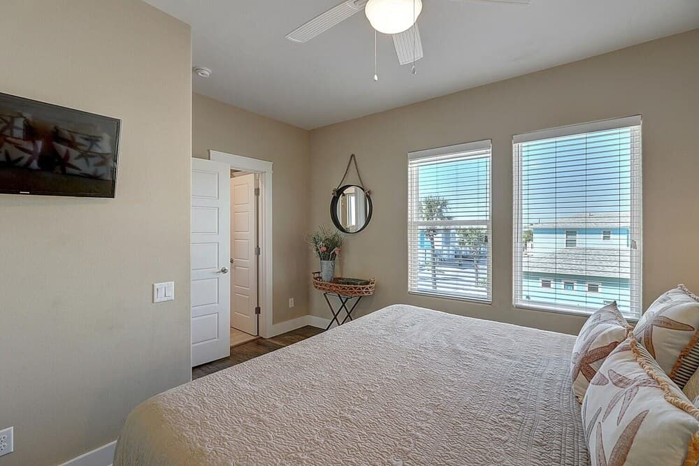 With A Splash Vw60 4 Bedroom Home by Redawning