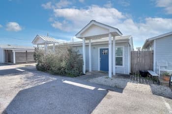 Fall Festival Ss523f Studio Bedroom Cottage by Redawning