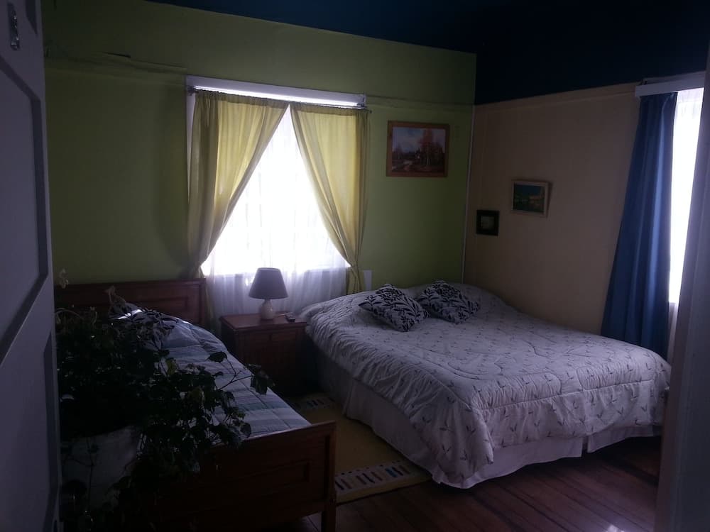 Hostal Casa Oriente Viña