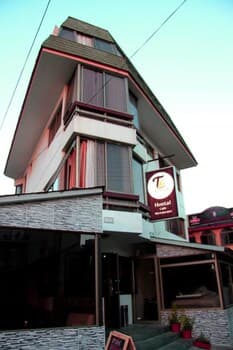 Travel International Hostal - Cafe