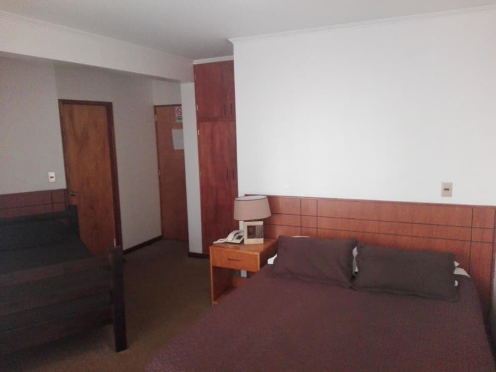 Travel International Hostal - Cafe