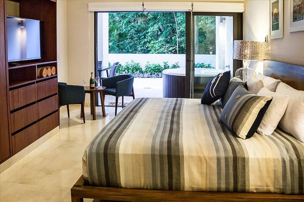 Peaceful Brand New 3BR by Happy Address