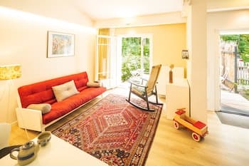 Little Suite Apartments